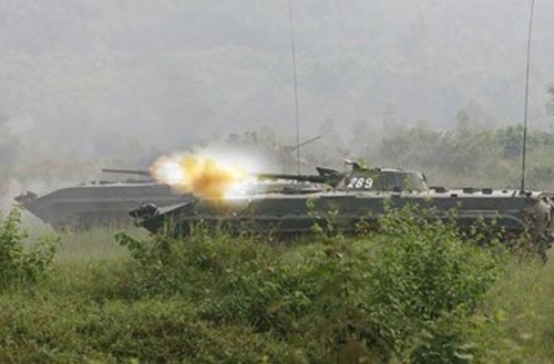 Kinh ngac hoa luc xe chien dau bo binh BMP-1 Viet Nam-Hinh-9